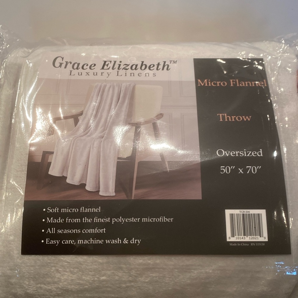 NIP Grace Elizabeth Luxury Linens Oversized Micro Flannel Throw